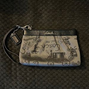 Coach Clutch Purse (Small)
